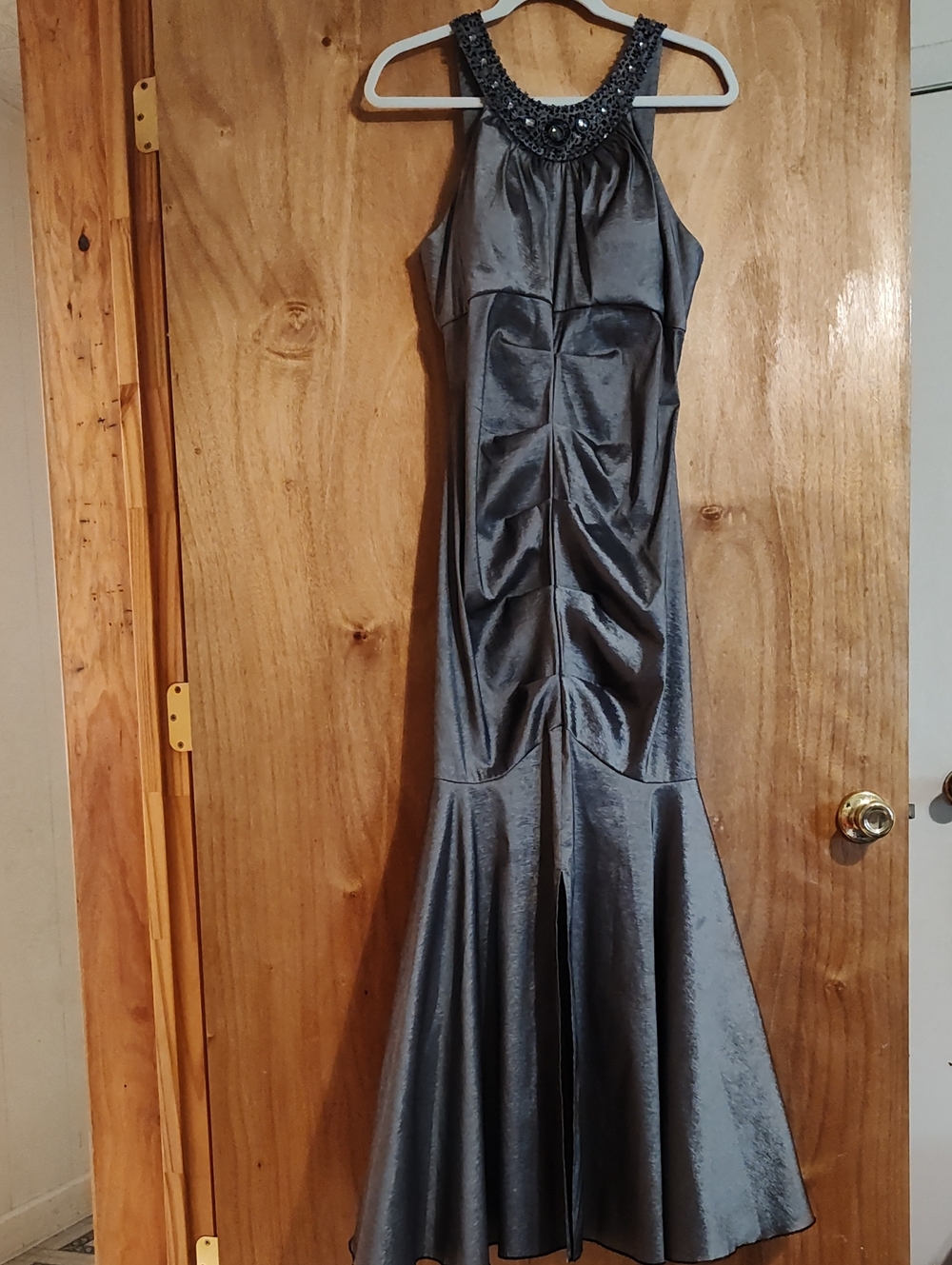 Vintage 2000s R&M Richards Beaded Evening Gown Silver Ruched Mermaid Trumpet 12